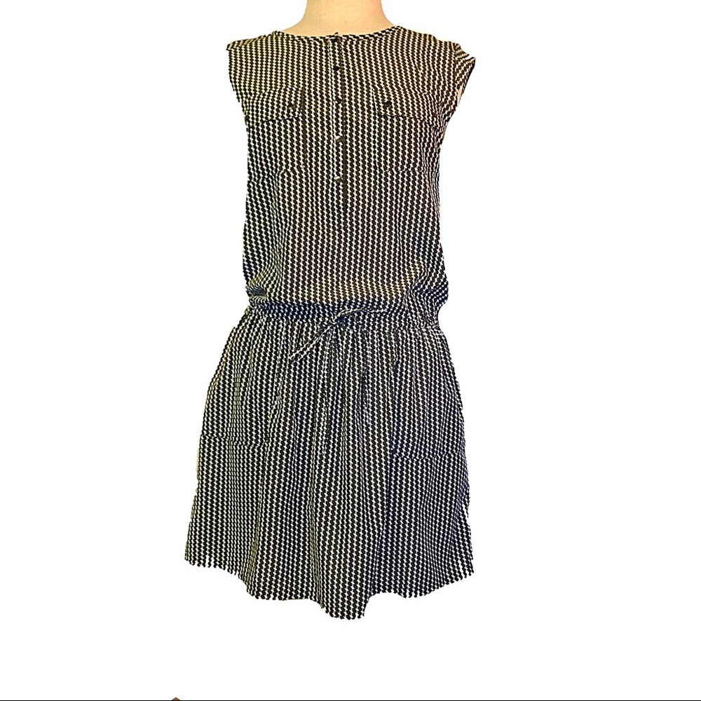 Houndstooth day dress